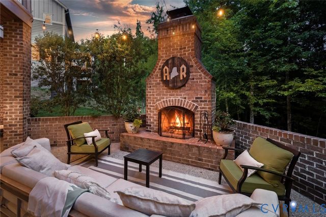 1925 Muswell Ct, Midlothian, VA 23112