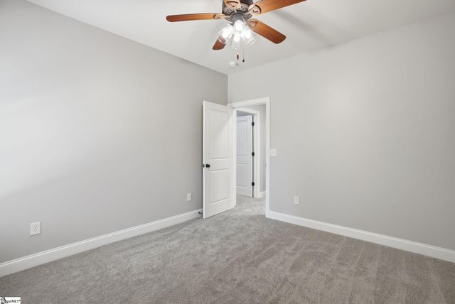 44 Crossland Way, Greer, SC 29651