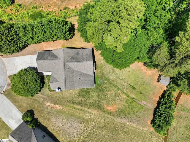 44 Crossland Way, Greer, SC 29651