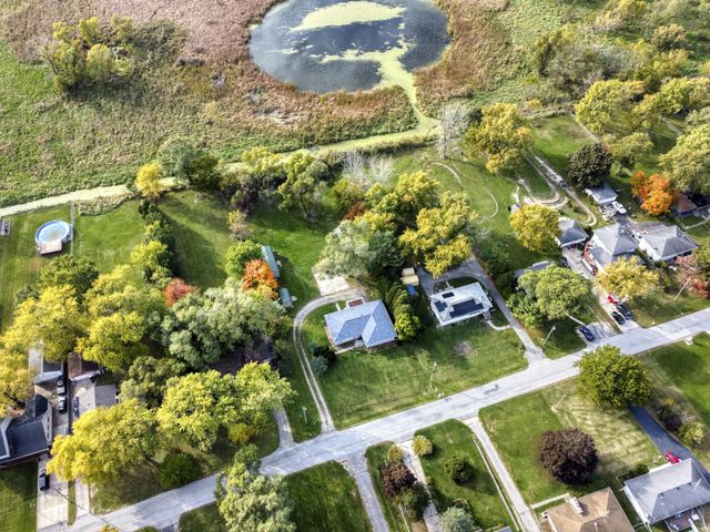 10710 Porter Street, Crown Point, IN 46307