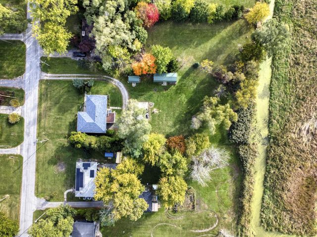 10710 Porter Street, Crown Point, IN 46307