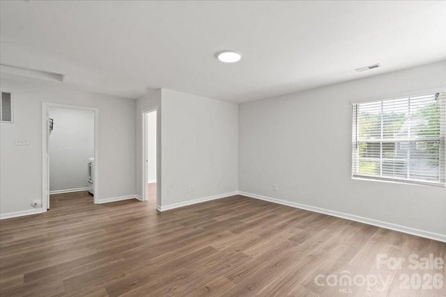 12932 Silvaire Farm Road, Charlotte, NC 28278