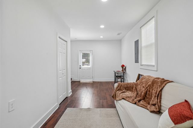 1467 Snell Blvd, Nashville, TN 37218