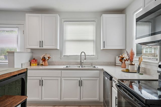 1467 Snell Blvd, Nashville, TN 37218