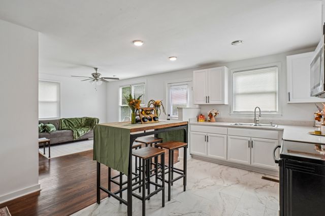 1467 Snell Blvd, Nashville, TN 37218
