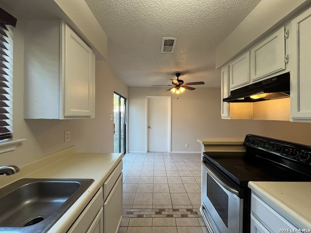 6830 Betty Levy, San Antonio, TX 78227