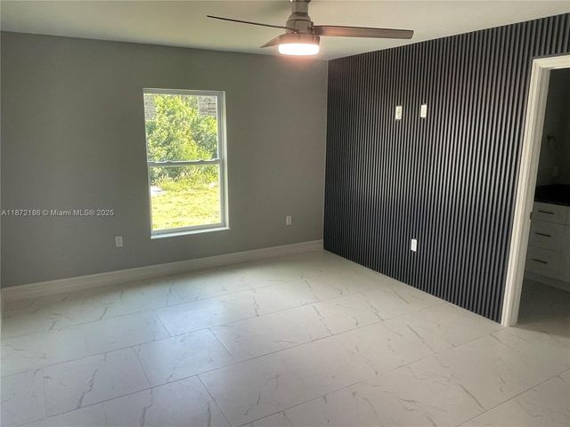 8050 Salem Circle, La Belle, FL 33935