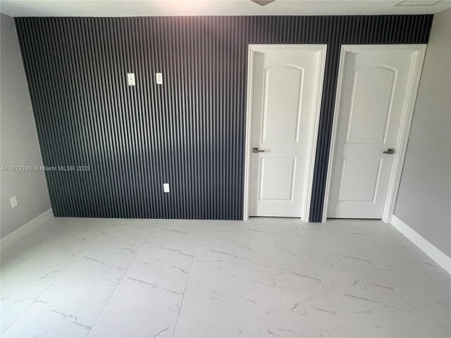 8050 Salem Circle, La Belle, FL 33935