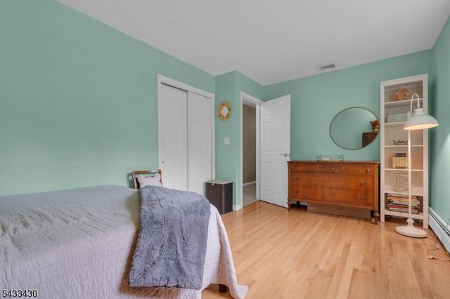 30 Laurel Dr, Wayne Twp., NJ 07470