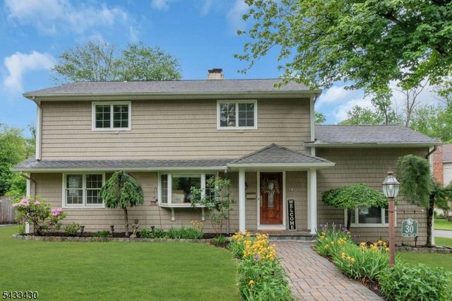 30 Laurel Dr, Wayne Twp., NJ 07470