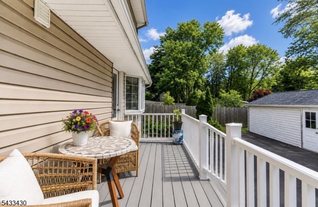 30 Laurel Dr, Wayne Twp., NJ 07470