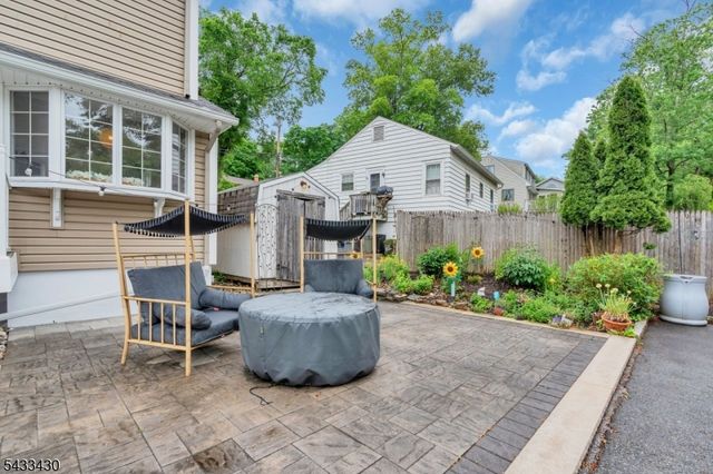 30 Laurel Dr, Wayne Twp., NJ 07470