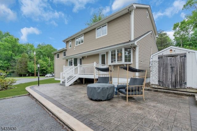 30 Laurel Dr, Wayne Twp., NJ 07470