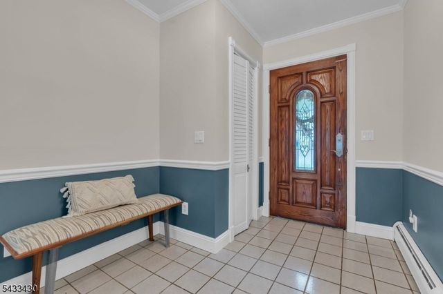30 Laurel Dr, Wayne Twp., NJ 07470