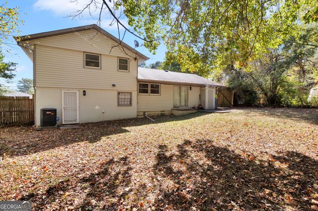 6575 Hidden Brook Trail, South Fulton, GA 30349