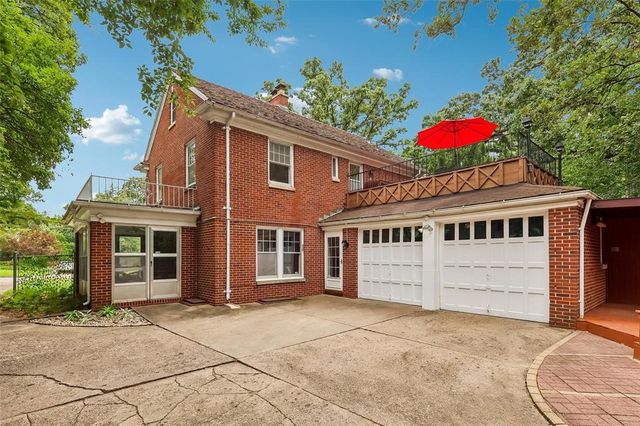 6045 N Waterbury Road, Des Moines, IA 50312