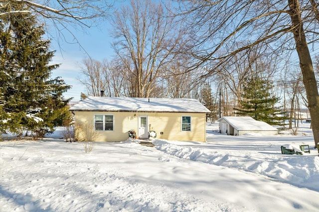 91 Hathaway Inn Drive, St. Albans Town, VT 05478