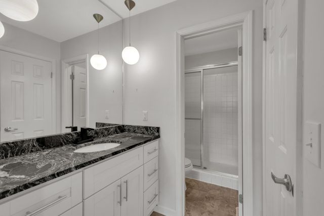 207 Plantation Ct, Nashville, TN 37221