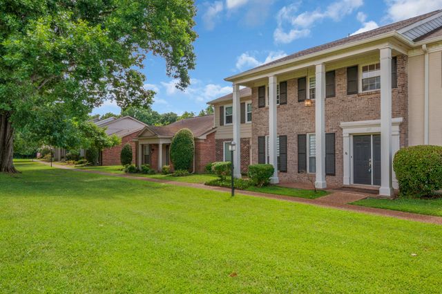 207 Plantation Ct, Nashville, TN 37221