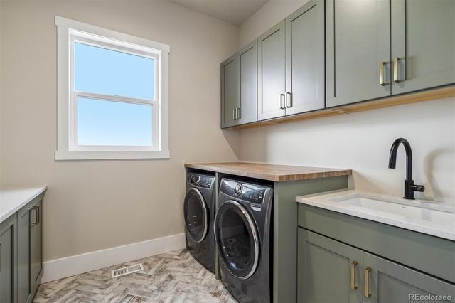 39451 Congress Lane, Elizabeth, CO 80107
