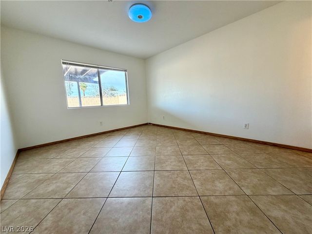 525 Close Avenue, Henderson, NV 89011