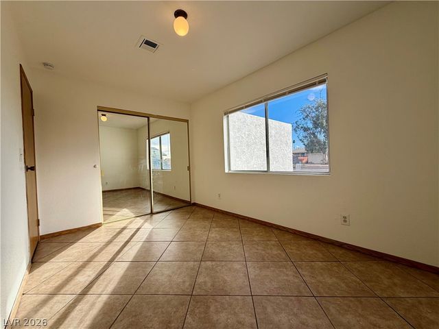 525 Close Avenue, Henderson, NV 89011