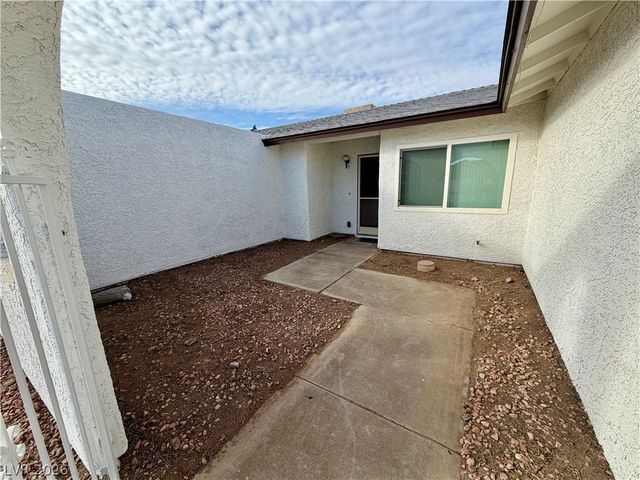 525 Close Avenue, Henderson, NV 89011