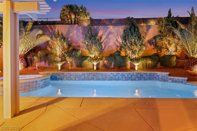 1616 Wellington Springs Avenue, Henderson, NV 89052