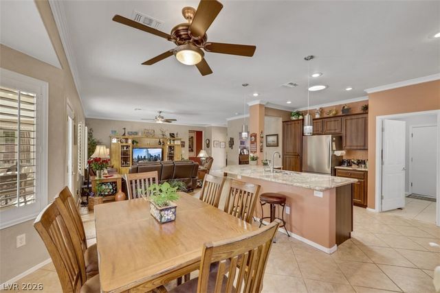1616 Wellington Springs Avenue, Henderson, NV 89052