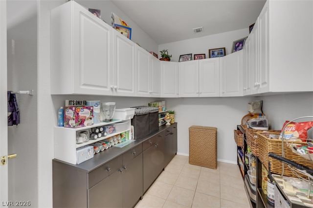 1616 Wellington Springs Avenue, Henderson, NV 89052