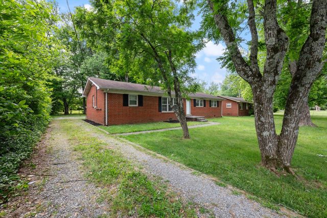 1822 Susan Dr, Murfreesboro, TN 37129
