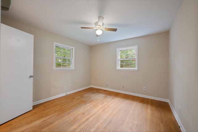 1822 Susan Dr, Murfreesboro, TN 37129