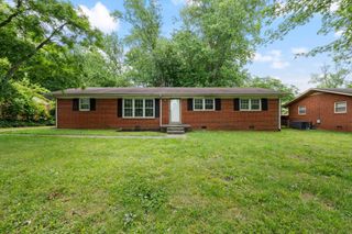 1822 Susan Dr, Murfreesboro, TN 37129
