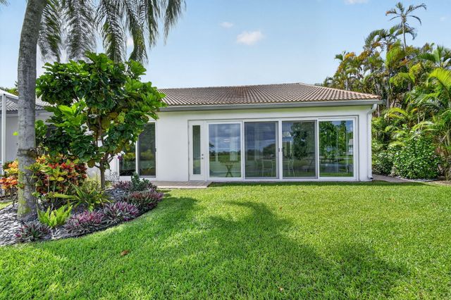 4634 Carlton Golf Drive, Lake Worth, FL 33449