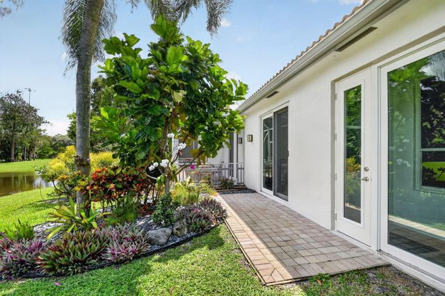 4634 Carlton Golf Drive, Lake Worth, FL 33449