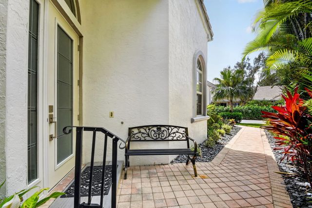 4634 Carlton Golf Drive, Lake Worth, FL 33449