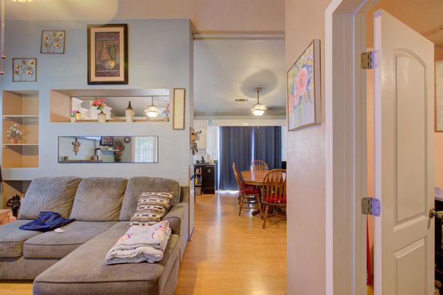 16237 Fortune Ct, Delhi, CA 95315