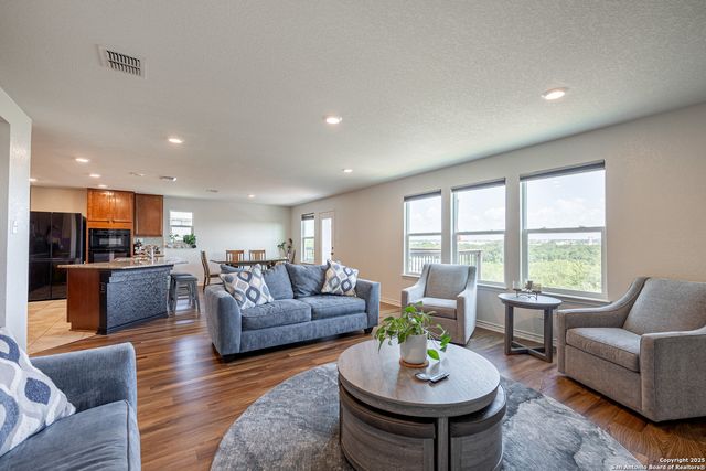 1303 Blue Jay, San Antonio, TX 78245