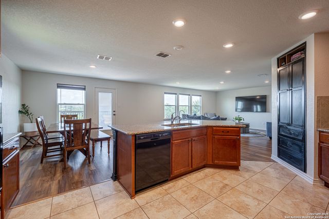 1303 Blue Jay, San Antonio, TX 78245