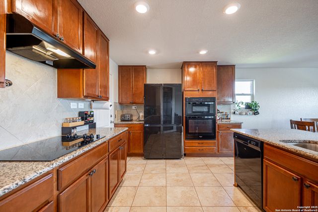 1303 Blue Jay, San Antonio, TX 78245