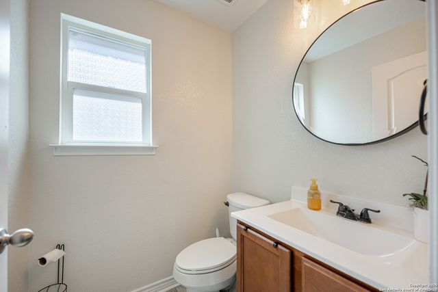 1303 Blue Jay, San Antonio, TX 78245