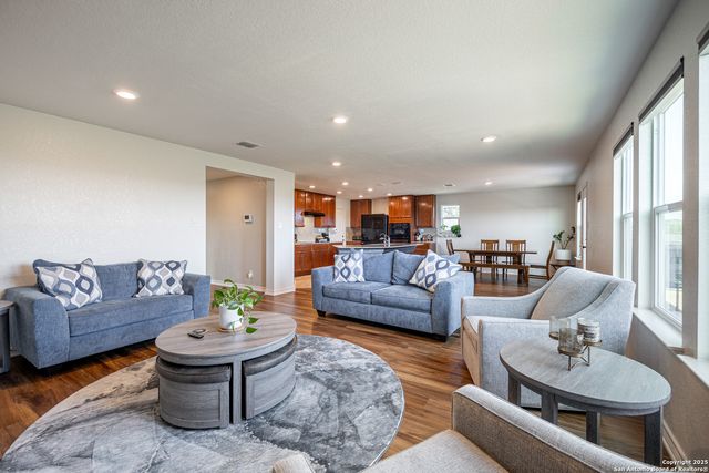 1303 Blue Jay, San Antonio, TX 78245