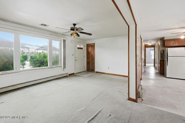 1464 Oak Street, Lakewood, NJ 08701