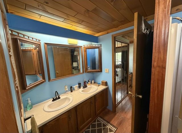 2245 Edgewood, Farwell, MI 48622