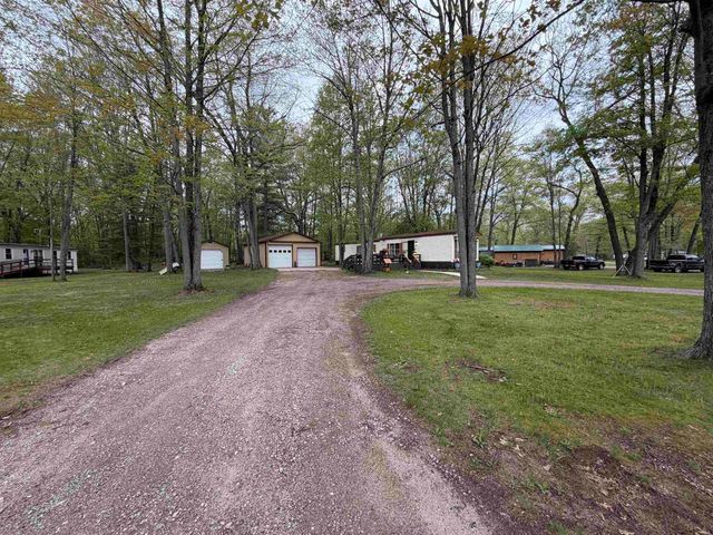 2245 Edgewood, Farwell, MI 48622