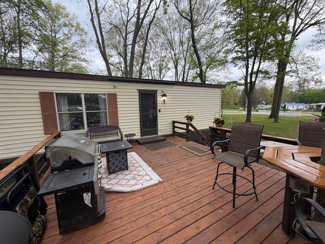 2245 Edgewood, Farwell, MI 48622