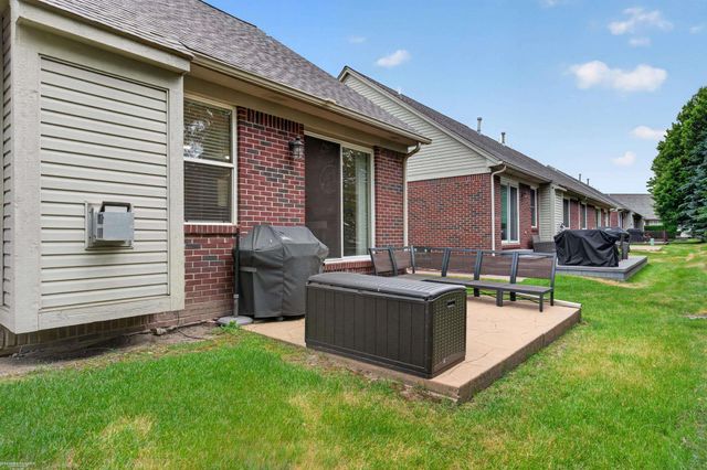 52688 Sable Drive, Macomb Twp, MI 48042