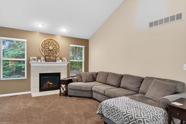 52688 Sable Drive, Macomb Twp, MI 48042