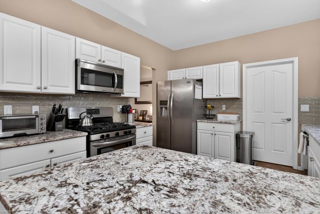 52688 Sable Drive, Macomb Twp, MI 48042
