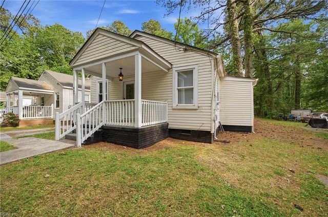 907 McKinley AVE, Suffolk, VA 23434